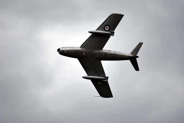 CAC Ca-27 Mk32 Sabre летить у повітрі — стокове фото