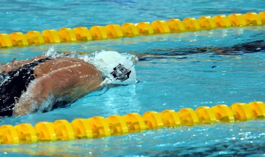 Rekabetçi yüzücü Katinka Hosszu