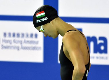 Rekabetçi yüzücü Zsuzsanna Jakabos