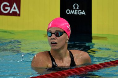 Rus yüzücü Yuliya Efimova