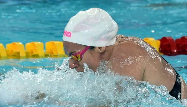 Meisterschwimmerin Emily Seebohm — Stockfoto