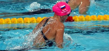 yüzücü Yuliya Efimova