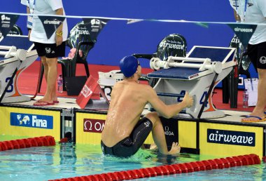 Larkin yüzücü Mitch