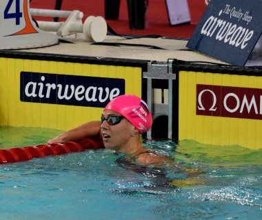 yüzücü Yuliya Efimova