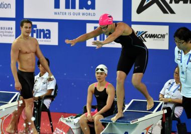 yüzücü Yuliya Efimova