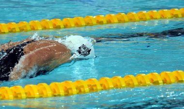 Rekabetçi yüzücü Katinka Hosszu 