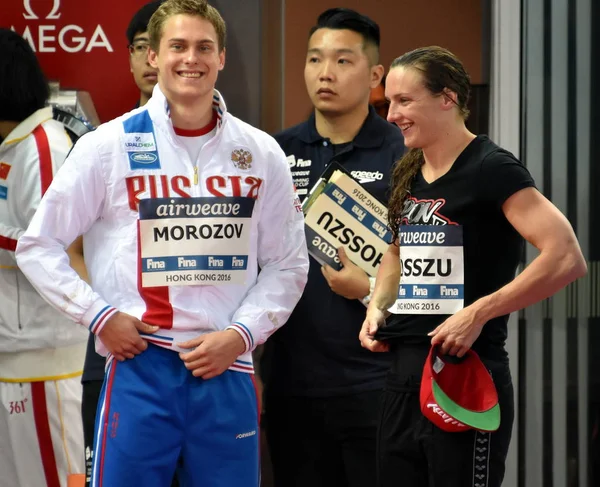 Ganadores MOROZOV Vladimir y Katinka HOSSZU — Foto de Stock