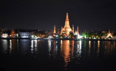 Bangkok WAT Arun (şafak Tapınağı) 