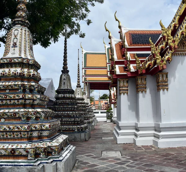 Wat Pho temple in Bangkok — Stock Photo, Image