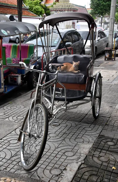 Célèbre taxi à trois roues en Thaïlande — Photo