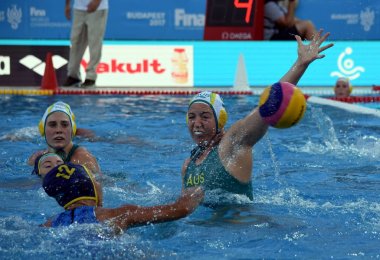 Mussarova Mehmet ateş arancini Zoe savunur 