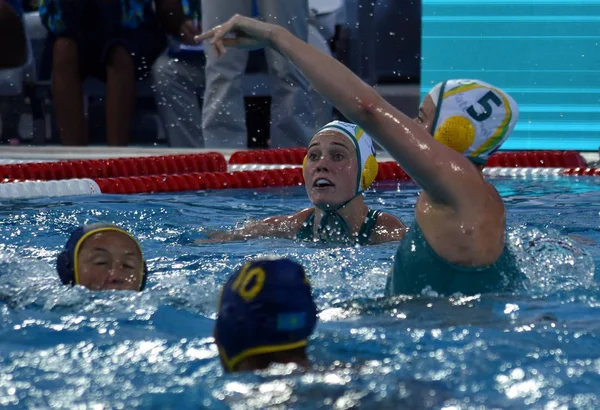 Bishop Isobel waterpolo oyuncu 