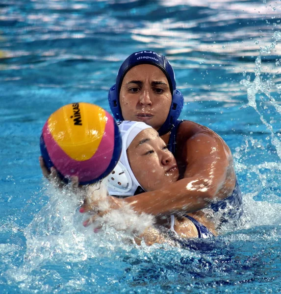 Csabai Dora Japonya ile çalış