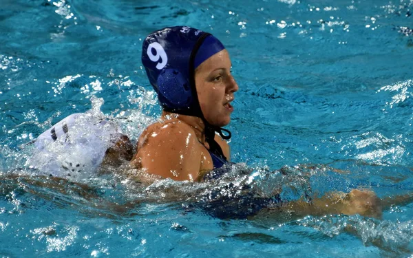 Toth Ildiko Tokumoto Marina ile savaşır 