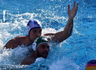 Mandic Dusan Molyneux Nicholas ile savaşır 