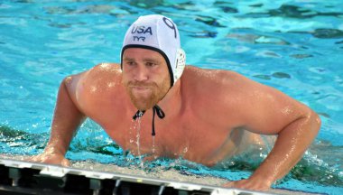 Bowen Hırvatistan karşı oynayan Alex