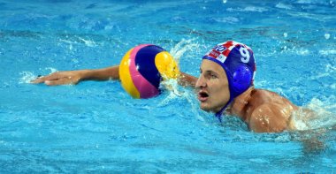 Sukno ABD karşı oynarken Sandro  