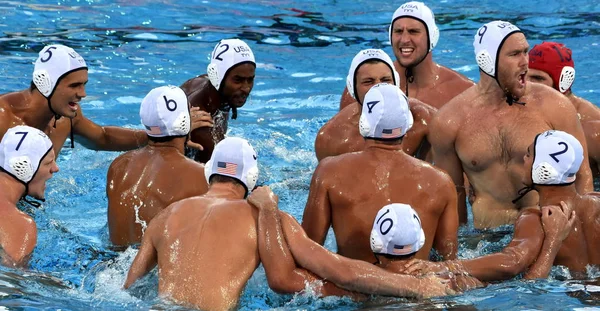 ABD waterpolo takım Not başında onların savaş çığlığı