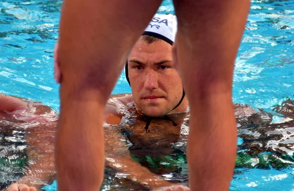 Obert Hırvatistan karşı oynayan Alex 