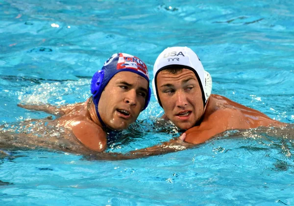 Krapic Ivan Obert Alex karşı oynarken 