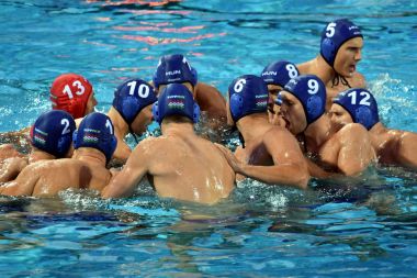 Macar waterpolo takım Not başında onların savaş çığlığı