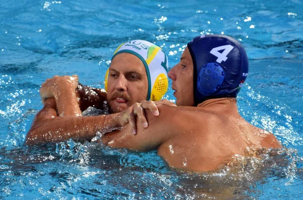 Hollis Lachlan ile Zalanki Gergo kavga