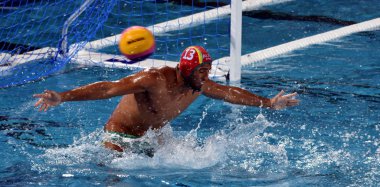 Budapeşte, Macaristan - 17 Temmuz 2017: Hrysanthos Anthony Avustralya waterpolo kaleci. 2017 yılında Alfred Hajos Yüzme merkezinde Waterpolo Avrupa Şampiyonası düzenlendi. 