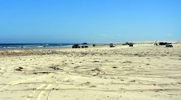 Horizontální Krajina Pobřeží Auty 4Wd Aut Anna Bay Nsw Austrálie — Stock fotografie