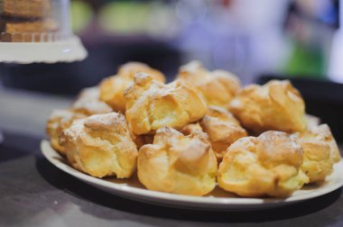 Kahvaltı için profiterol