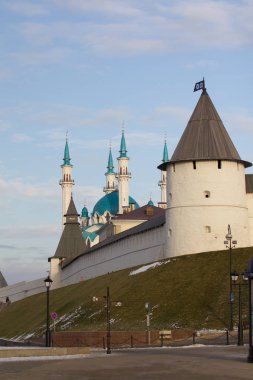 Kazan, Rusya, 19 Kasım 2016 - Kazan Kremlin güneşli kış soğuk sabah