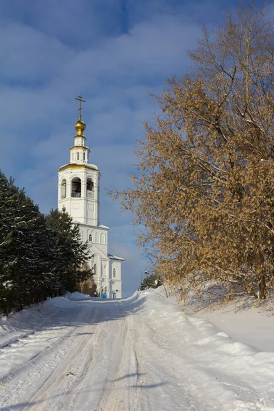 Kazan, Ryssland, 9 februari 2017, Zilant kloster - äldsta ortodoxa byggnad i city - ryska vinterlandskap — Stockfoto