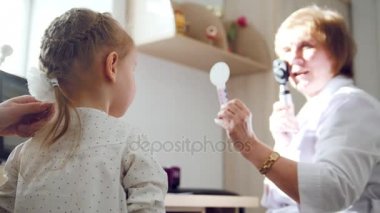 Childs'ın Oftalmoloji - optometrist tanı tanılama küçük kız