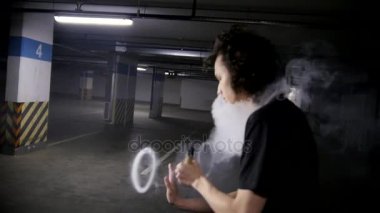 Vaper stunts Buhar halkalar ile yapma