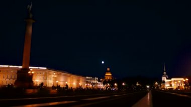 Dvortsovaya Meydanı, Saint-Petersburg, Rusya Federasyonu, gece