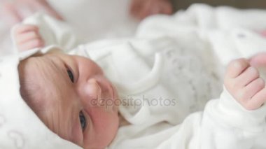 Yeni doğan bebek hamile hastanede