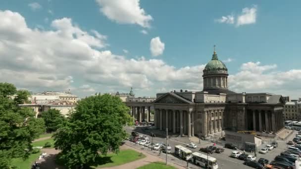 San Petersburgo, Rusia - 4 de julio, San Petersburgo, Catedral de Kazansky, famoso hito en Rusia - time-lapse — Vídeos de Stock