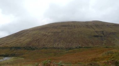 İskoçya - dağ manzarası dağlarında