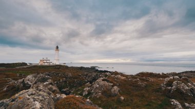 Nord Denizi'nin kıyısında deniz fenerinde