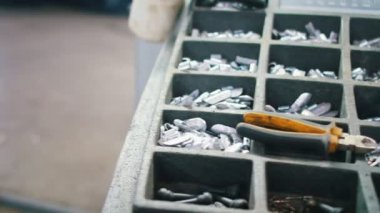 Lastik tamiri ve pense için araçlar kümesi