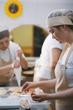 Pizza fırın aşçılar yemek