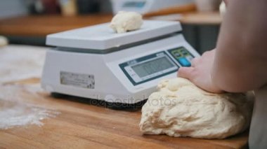 Pişirme için hamur ağırlığında Baker
