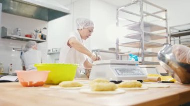 Fırın iş çalışanları