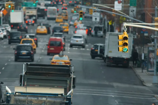 Tráfico en la calle de Nueva York — Foto de Stock