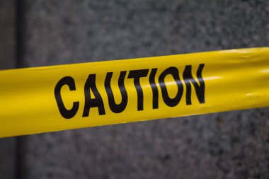 Polis dikkatli işaret bandı City