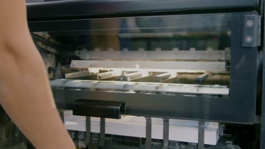 Matbaada baskı baskı üretimi