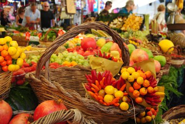 Roma'da Campo de Fiori Pazar.