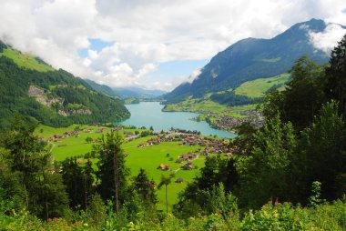 Lungerer See Gölü İsviçre.