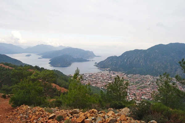 Переглянути над Ічмелер передмісті Мармарис, Туреччина. — стокове фото