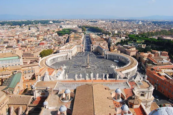 Nézd át a Vatikán és Róma. — Stock Fotó
