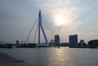 Günbatımı'nın Rotterdam.